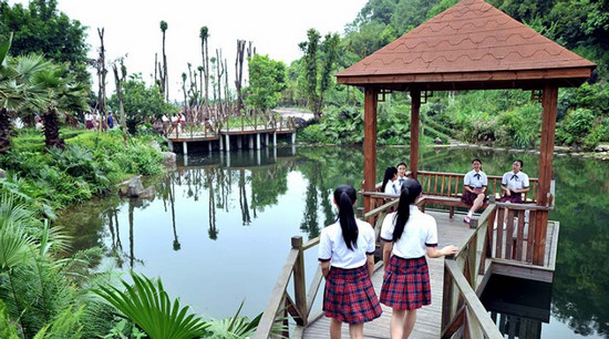 2019年重庆市女子职业高级中学学费是多少钱及收费标准