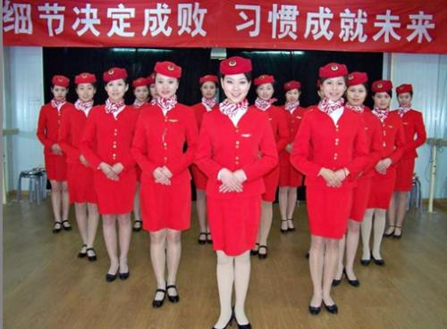 成都空中乘务员女生好不好学