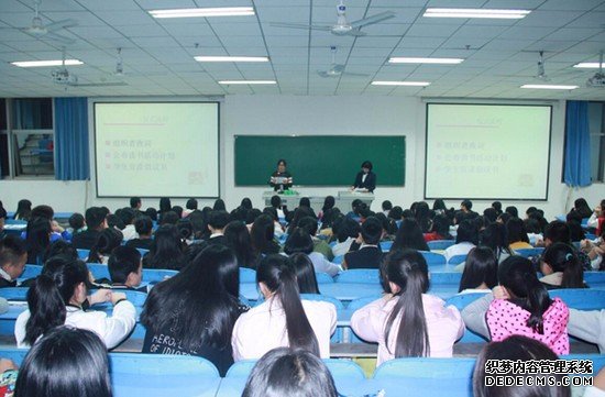 重庆市医药卫生学校报名时间及报名方式