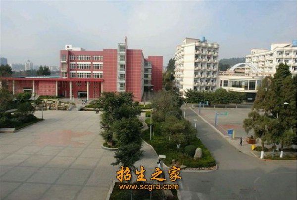 云南旅游职业学院2018年录取分数线